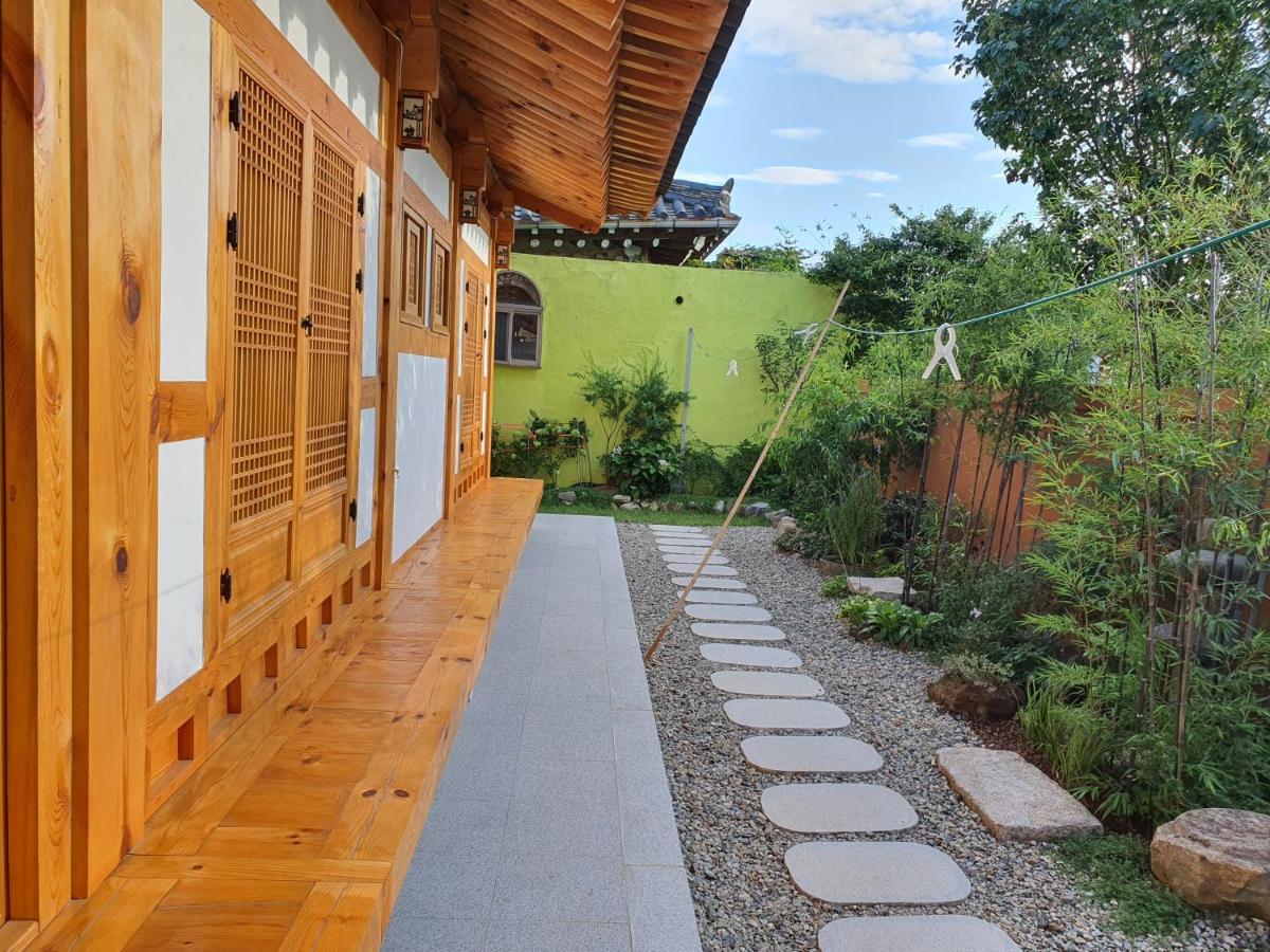 Bed and Breakfast Sieunjae Кёнджу Экстерьер фото